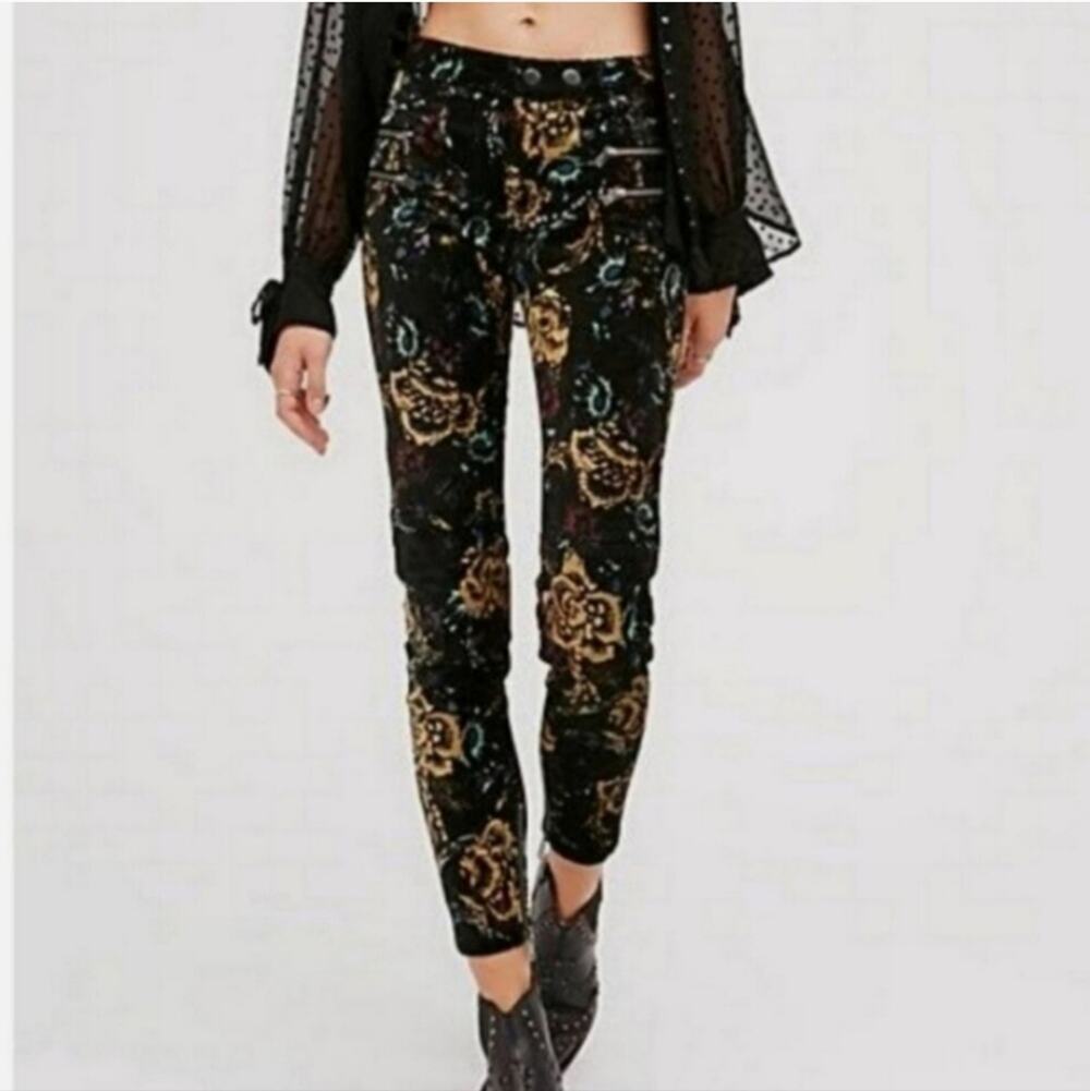 NWT Free People Lennon Velour Skinny Size 2 Pants